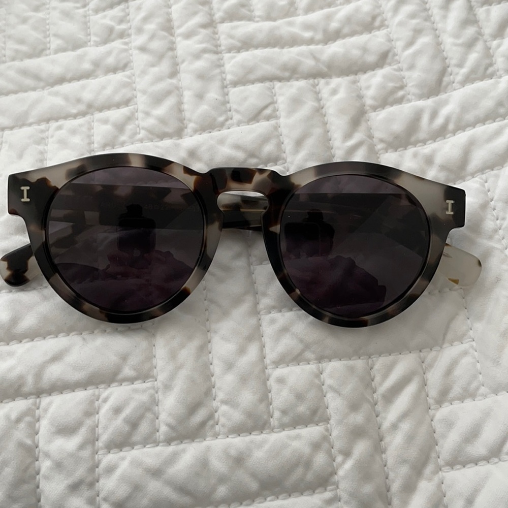 Illesteva Leonard Glasses